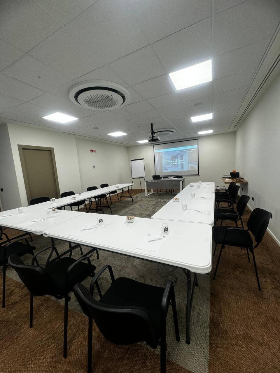 Acca Sporting Milano - Aa Hotels Opera Esterno foto